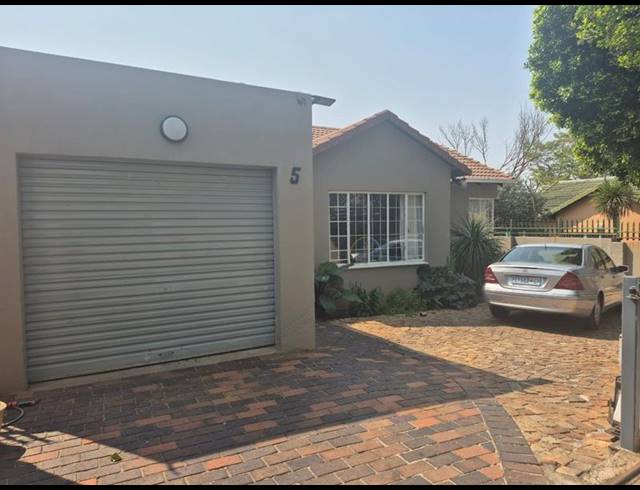 3 BEDROOM HOUSE FOR SALE IN RANDBURG CENTRAL